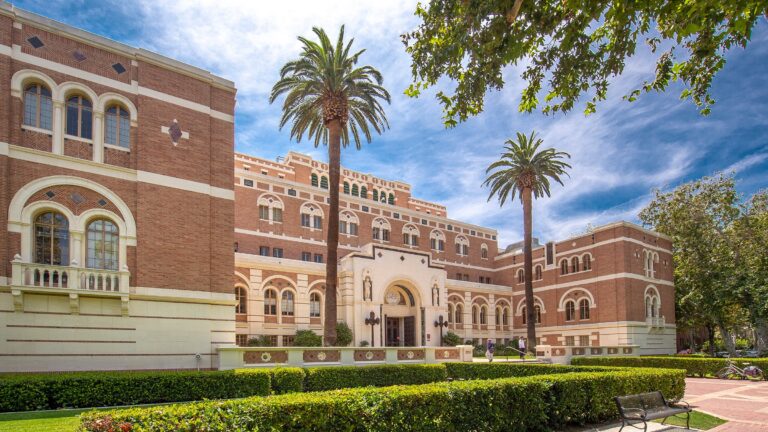 USC names 5 University and Distinguished Professors